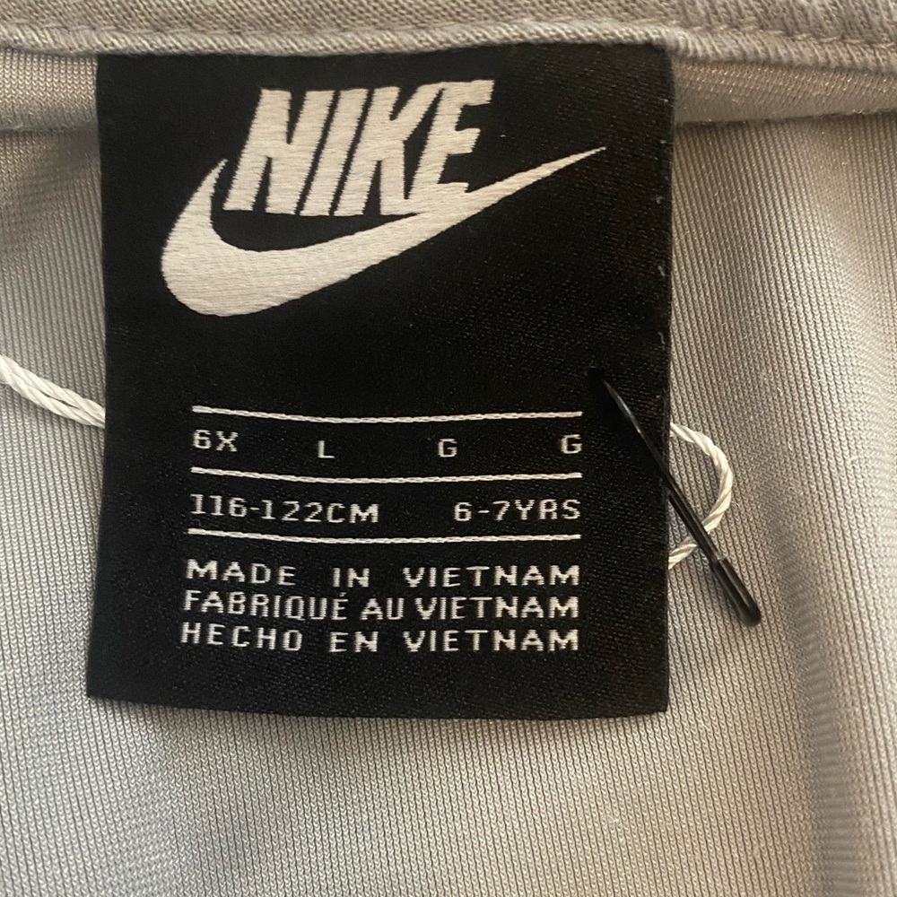 Nike Black and Gray Hoodie, Nike Velour Full-Zip Hoodie Size 7/8 - Picture 8 of 8